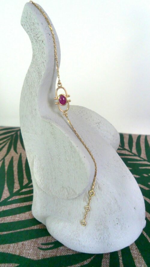 Bracelet Or et rubis cabochon