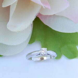 Bague Or blanc et diamant